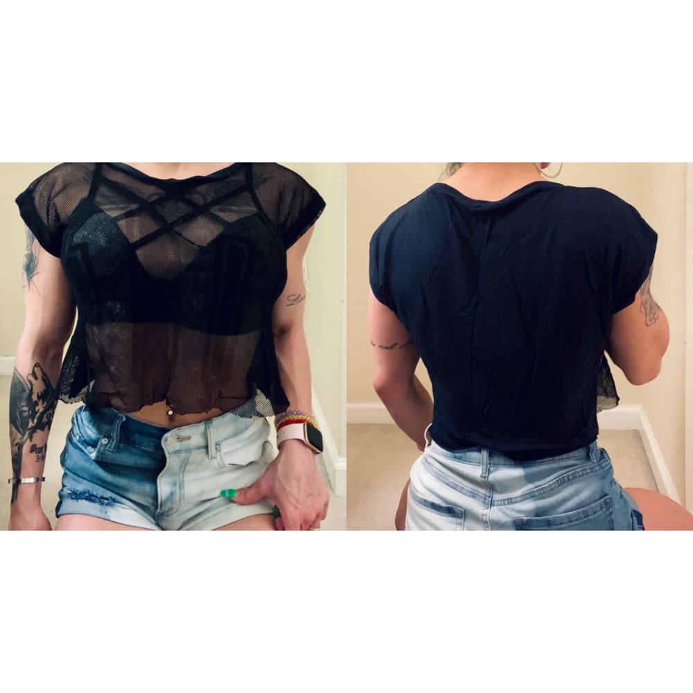 Crop Top Mesh ( Front ) Size: XS/S